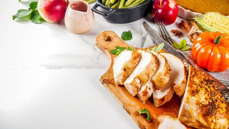 Jak prawidłowo karmić kury: Czego unikać w diecie drobiu