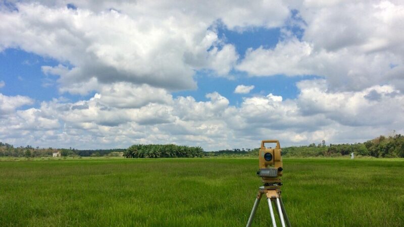 Ile to jest 1 hektar – wymiary, przeliczniki, przykłady