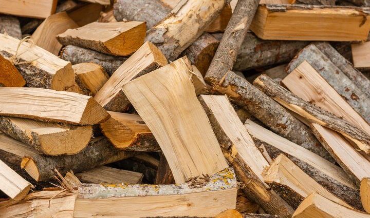 Kubikowanie drewna – praktyczny poradnik dla rolnika
